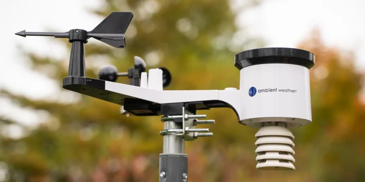 Image of a weather station